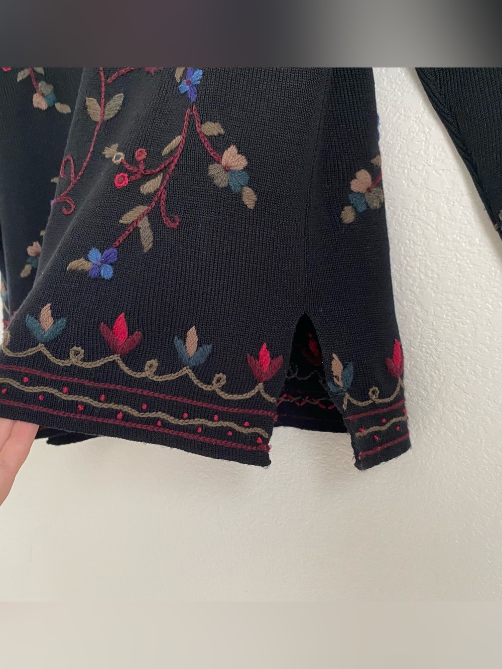 Vintage Mark, Fore & Strike floral embroidered Fig Vine button down cardigan, M - Picture 11 of 15